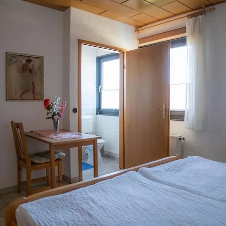 2 House Marie * Grossenbrode-Kai